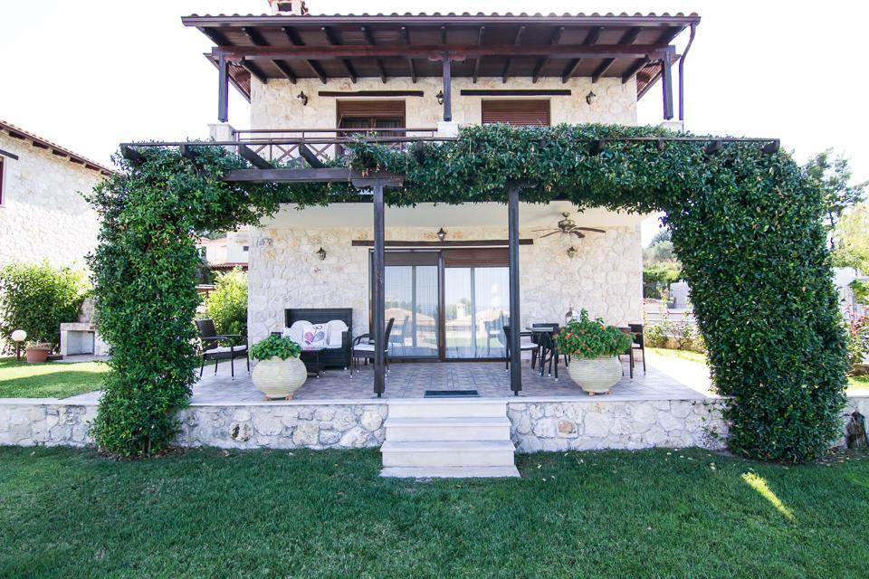 Daphne Villas Kriopigi Exterior photo